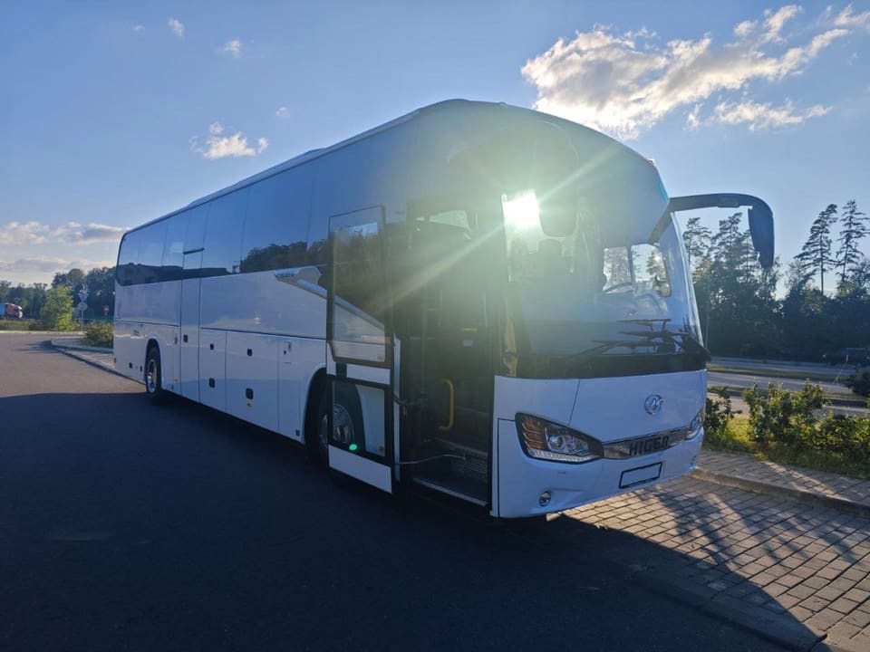 Автобус 50 мест