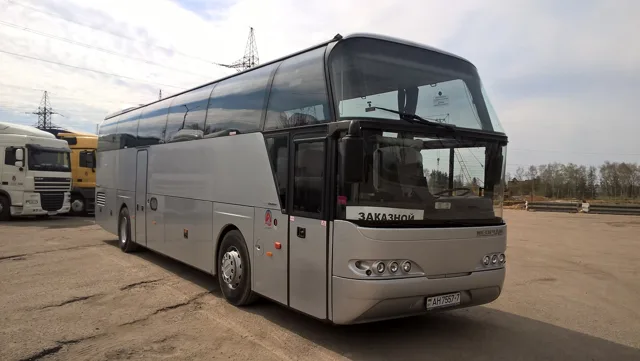 Автобус 51 место